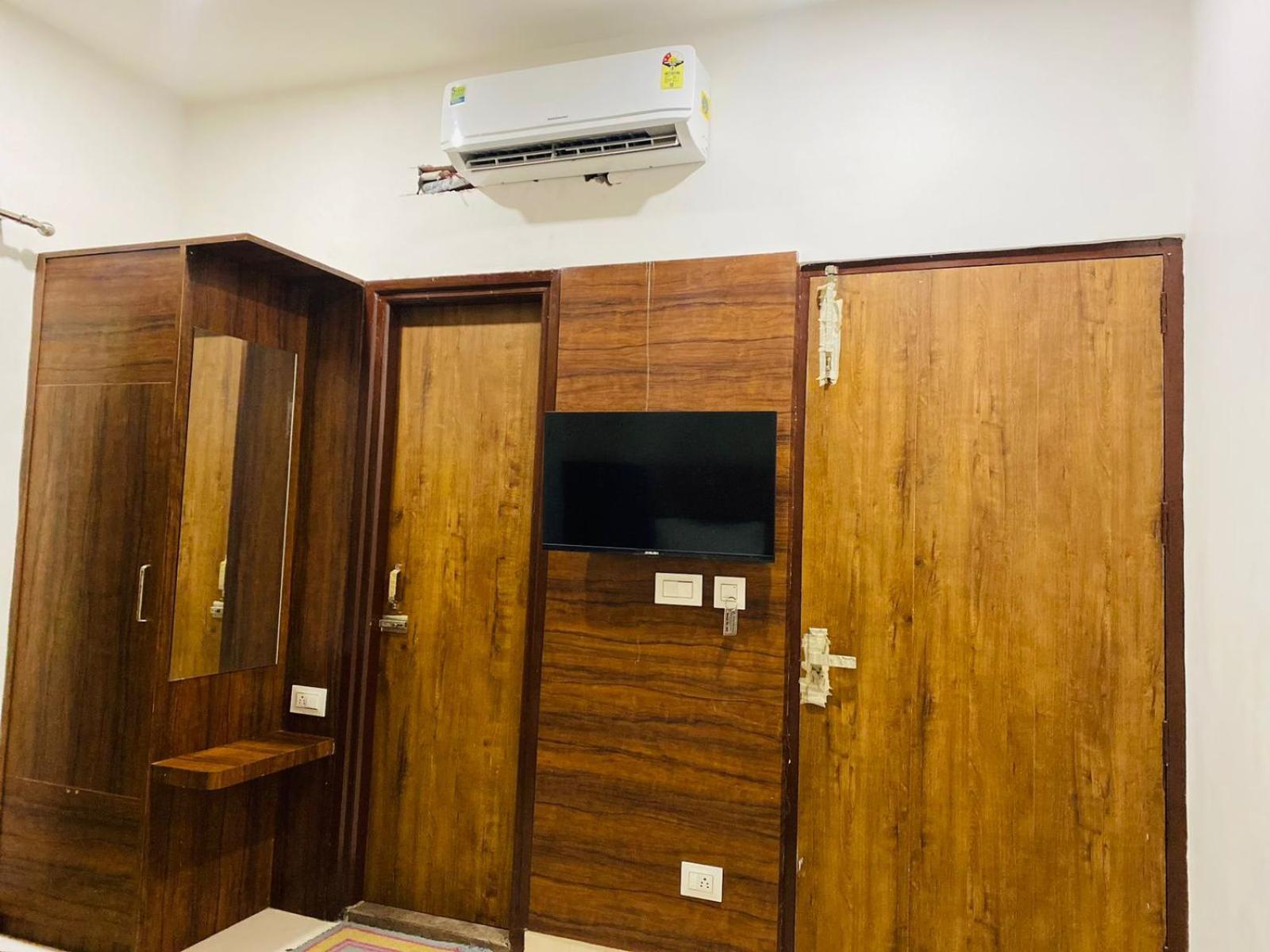 Jk Residency- 5 Min From Golden Temple Amritsar